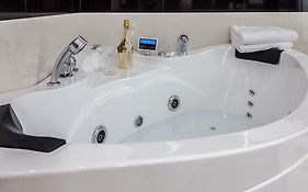 Gl Suites